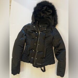 BEBE Black Quilted Puffer Jacket with Fur Hood